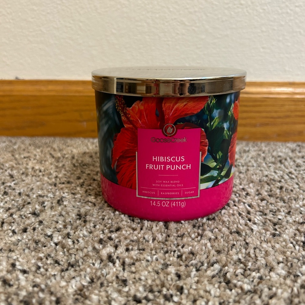 Goose Creek Hibiscus Fruit Punch Candle